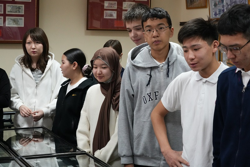 Oxford International School үчүн экскурсия өткөрүлдү