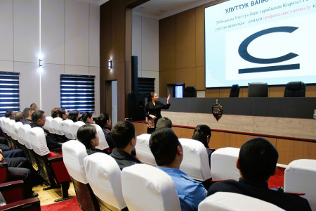  Ош шаарынын ички иштер башкармалыгы үчүн финансылык сабаттуулук боюнча көчмө лекция